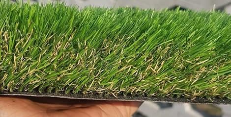 fornitura posa giardini erba sintetica Novate Milanese
